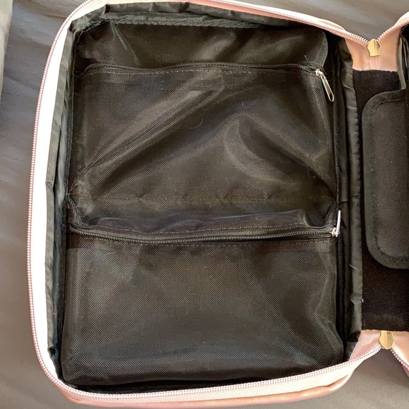 Makeup and makeup brush travel bag - Picture 3 of 6